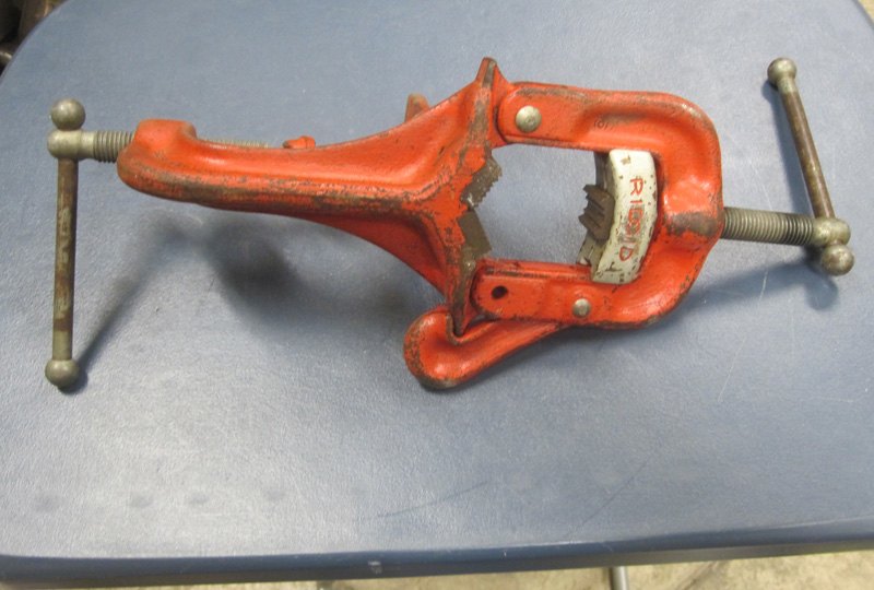 ridgid-clamp-on-vise.jpg